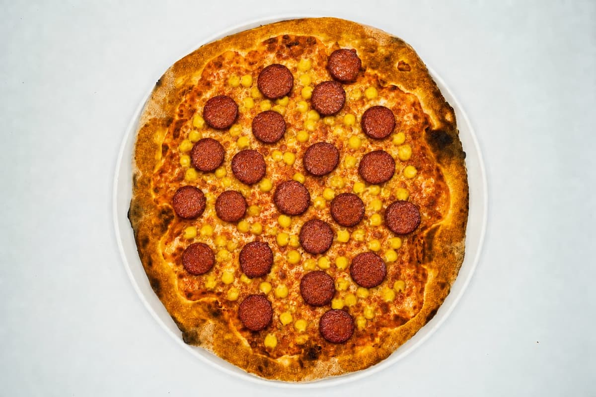 Sosisli Mısırlı Pizza
